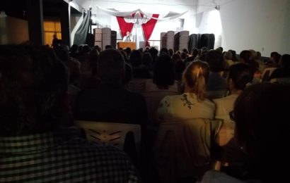 01.04.2019 Grupo Teatral «De Acá Nomás» presentó obra «Los Putativos» 01.04.2019 Grupo Teatral «De Acá Nomás» presentó obra «Los Putativos»