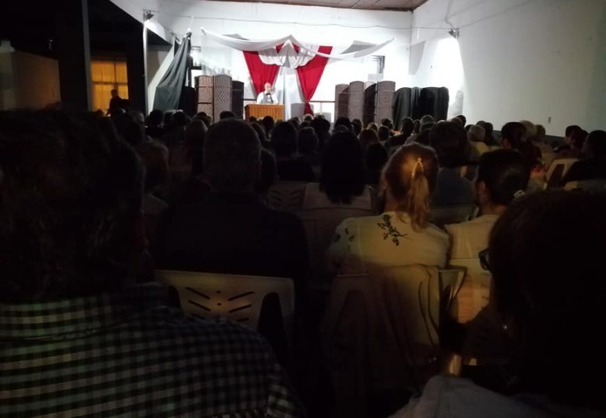 01.04.2019 Grupo Teatral «De Acá Nomás» presentó obra «Los Putativos»