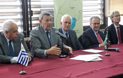 26.07.2019 Uruguay y Brasil avanzan en obras para el desarrollo de la Cuenca de la Laguna Merín 26.07.2019 Uruguay y Brasil avanzan en obras para el desarrollo de la Cuenca de la Laguna Merín