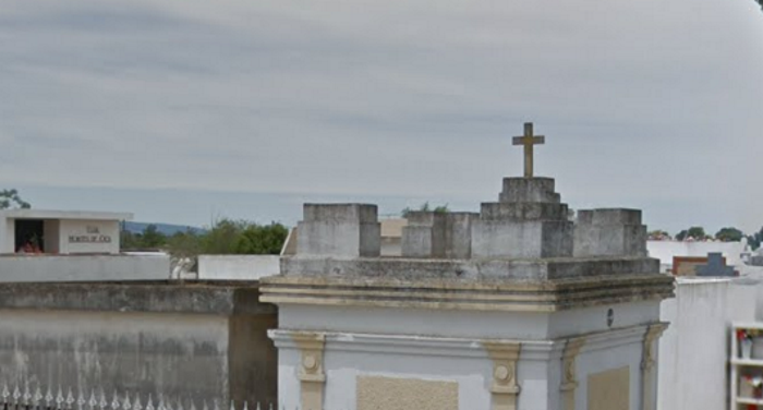 30.11.2020 Mañana regirá nuevo horario del Cementerio local
