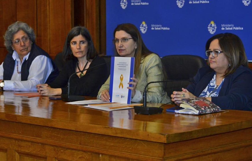 El Ministerio de Salud Pública relanza curso virtual para prevenir el suicidio adolescente El Ministerio de Salud Pública relanza curso virtual para prevenir el suicidio adolescente
