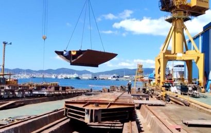 Cardama exige al gobierno uruguayo el retiro de las estructuras de patrulleras de su astillero