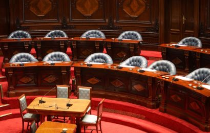 Oposición impulsa en el Senado la creación de una comisión contra el antisemitismo
